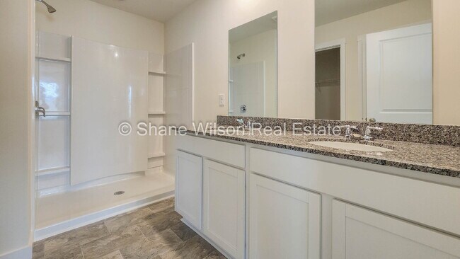 Building Photo - Recently built 4-Bedroom Home with 2.5 Baths in Dalton - 2,382 Sq Ft of Comfort!