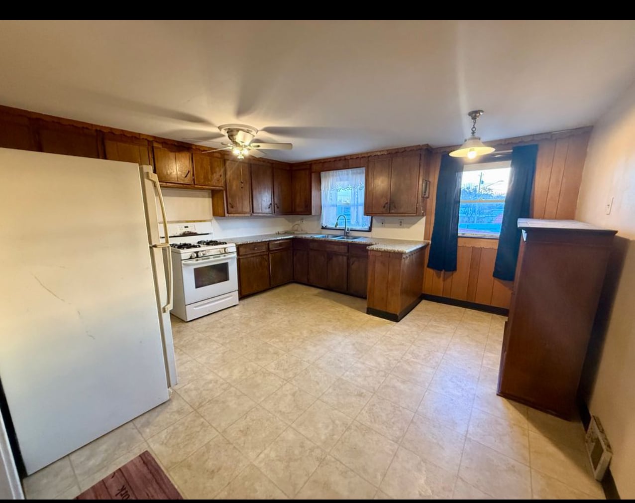 Building Photo - 91 Bloomfield Ave