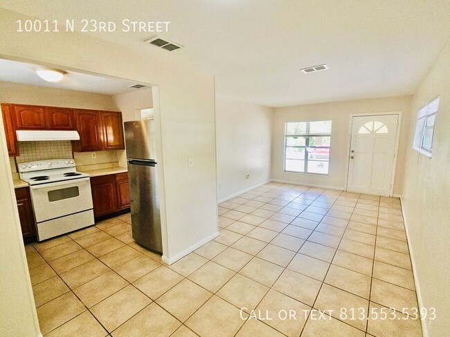 Building Photo - 10011 N 23rd St