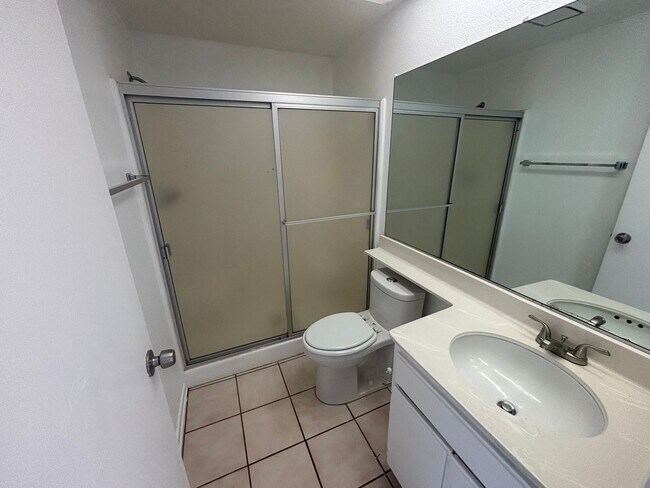 Building Photo - Beautiful 4 Bedroom Lancaster Home with Desirable Amenities!