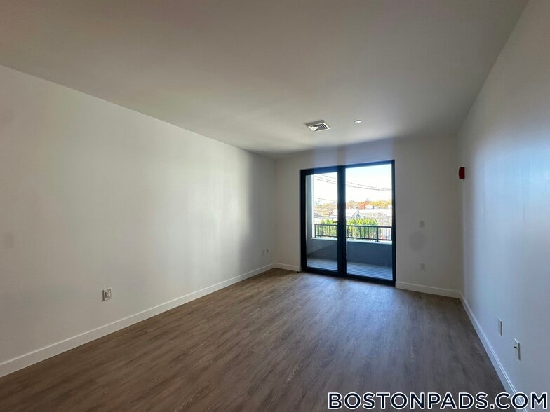 Building Photo - 199 Gardner St