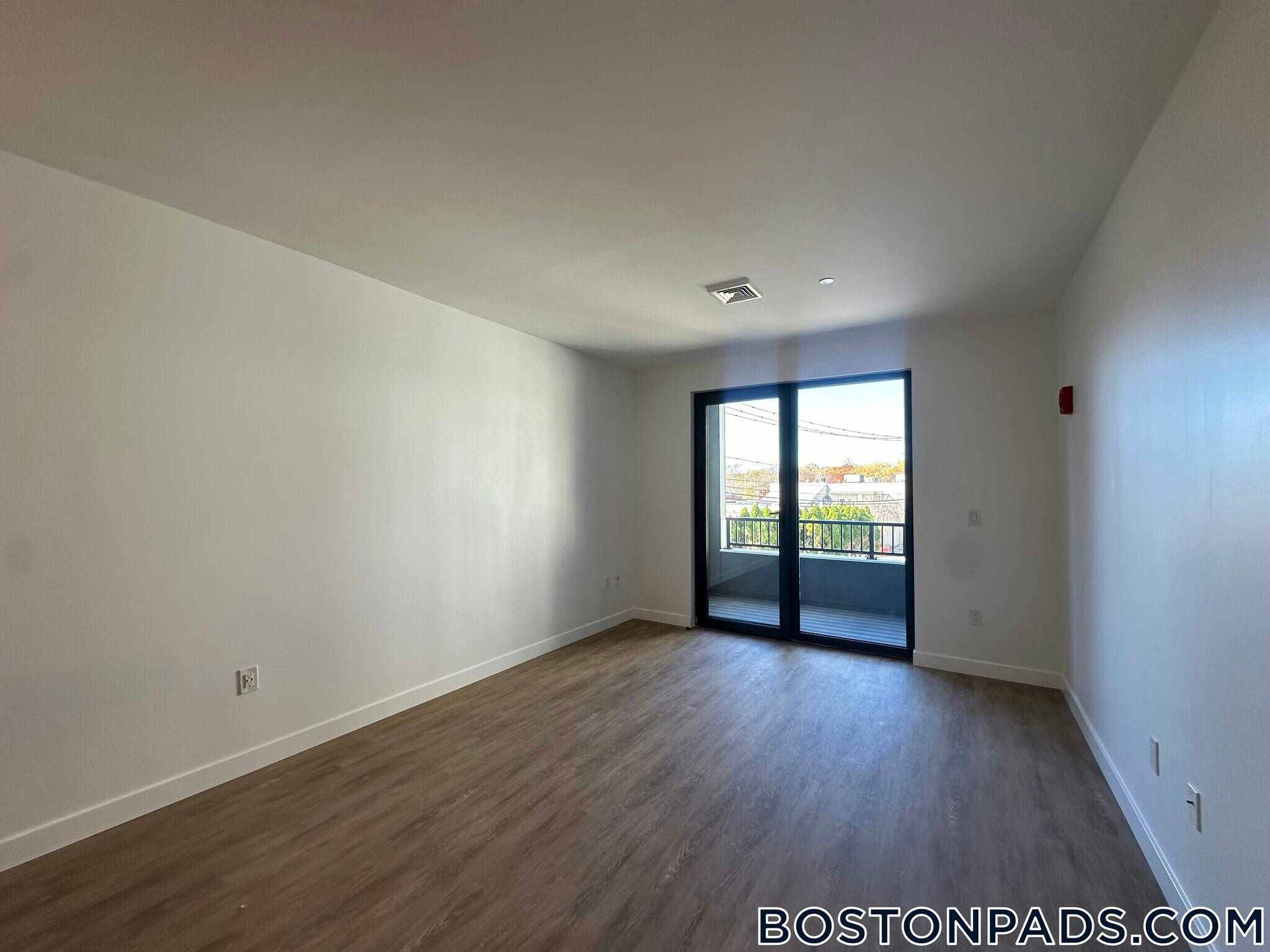 Building Photo - 199 Gardner St