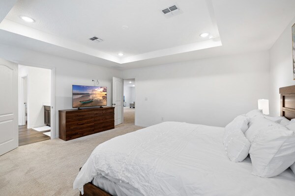 Building Photo - 14282 Coronado Dr