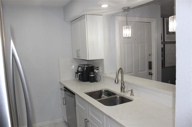 Building Photo - 11470 Audelia Rd