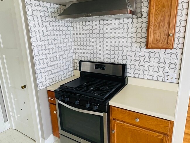 Building Photo - 1111 Melanie Ln