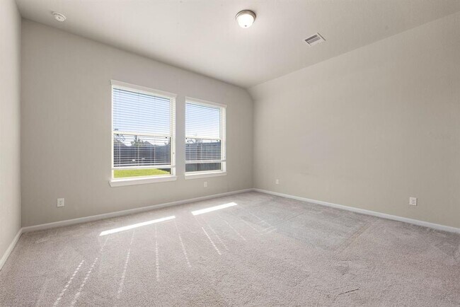 Building Photo - 2715 Chestnut Oak Cir
