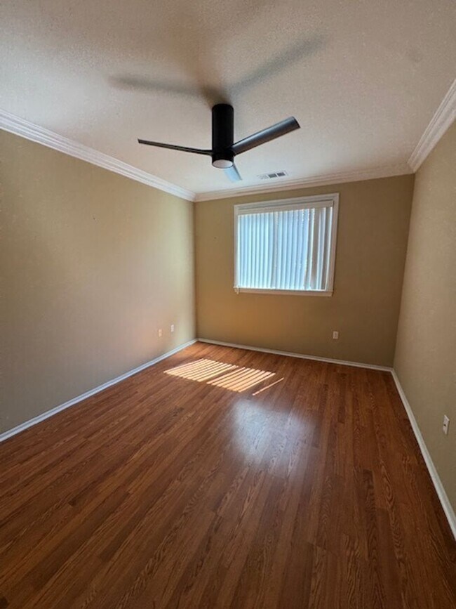 Building Photo - Experience comfort, security, and lifestyle all in one—this is 55+ living at its finest in Hemet!