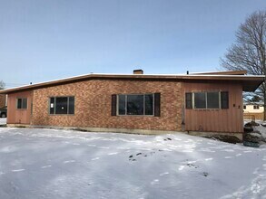Building Photo - 80-82 Kincheloe