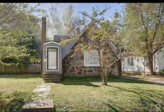 Building Photo - Quick Cottage style home; 3 Bedrooms, 1 ba...