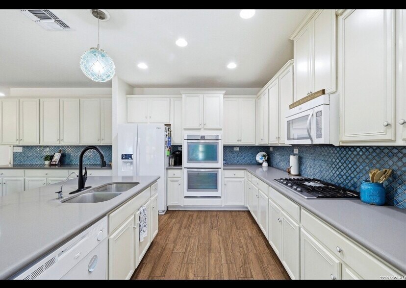 Building Photo - 7743 Robert Mondavi