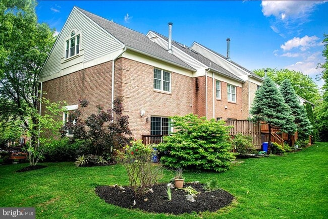 Building Photo - 26 Alderman Ct