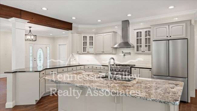 Building Photo - Charming and Private 4-Bedroom, 2.5-Bath H...