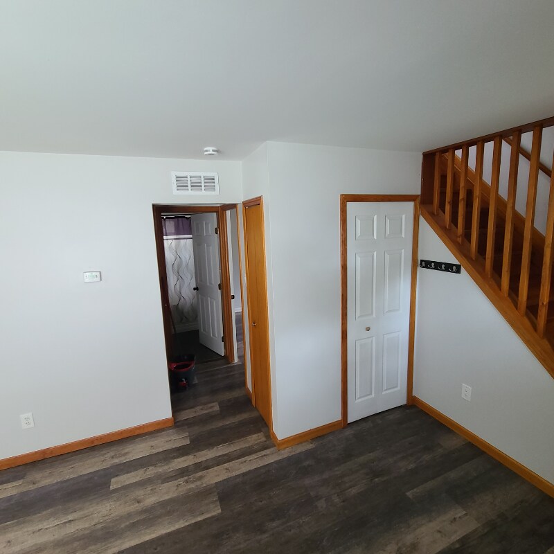 Building Photo - 23345 Hazelwood Ave