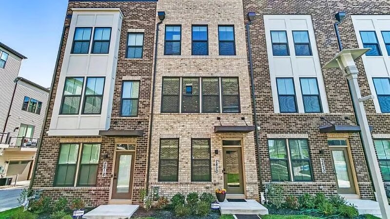 Primary Photo - 2820 Arts Vista Blvd