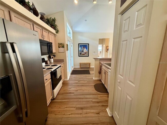 Building Photo - 11122 SW 73rd Ct