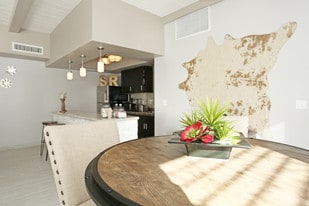 Interior Photo - Shadow Ridge Apartments