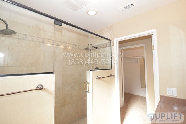 Building Photo - 3 bedroom 2.5 bathroom home in Ramona Coun...