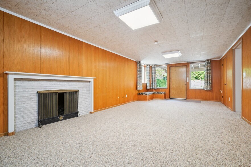 Building Photo - 3816 NE 91st St