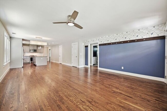 Building Photo - Charming 3BD/2BA Bungalow in Druid Hills!