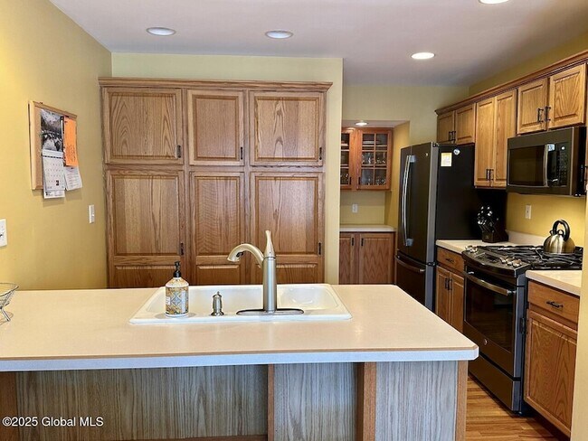 Building Photo - 1 Inlander Rd