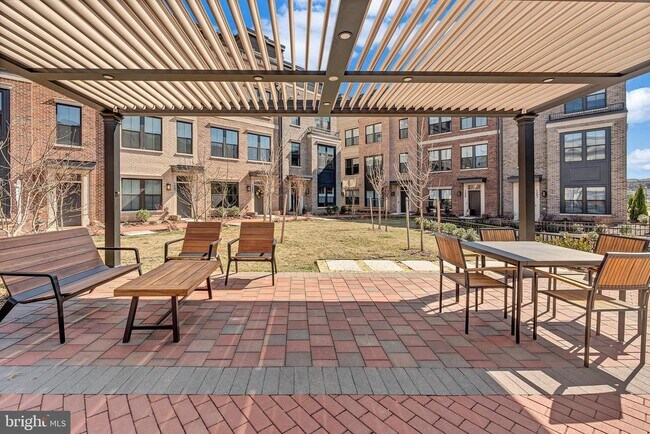 Building Photo - 1249 Northside Park Blvd