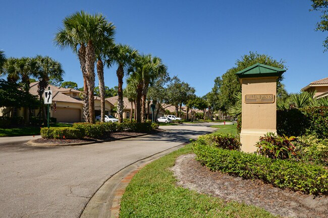 Building Photo - 7033 Willow Pine Way