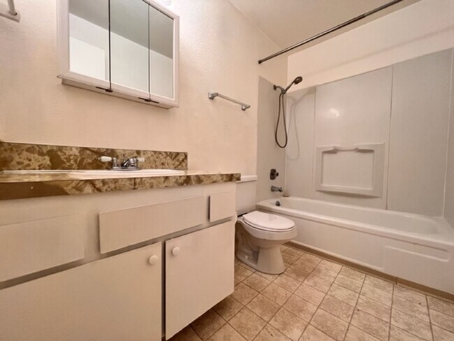 Building Photo - 200 N Stierman Way