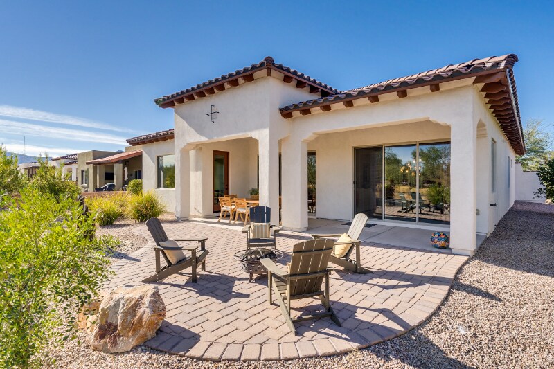 Building Photo - 57 Burruel St