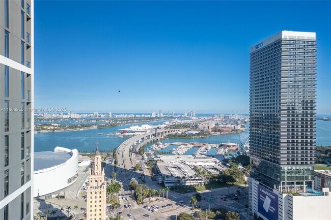 Building Photo - 159 NE 6th St