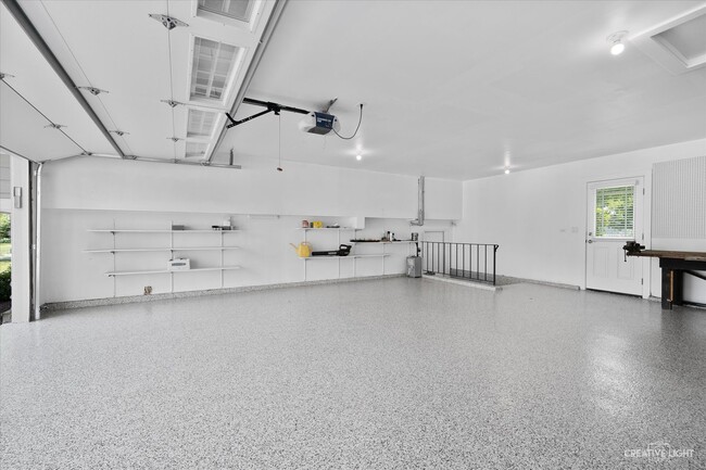 Building Photo - 2S920 Hickory Ln