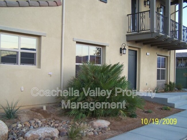 Building Photo - 235 Paseo Gregario