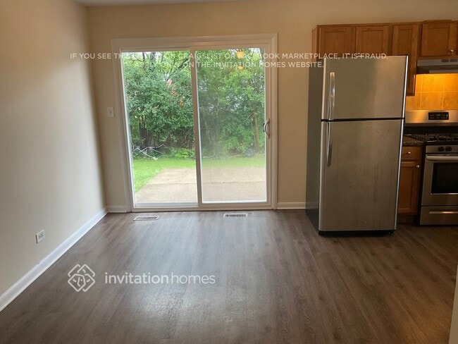 Building Photo - 17771 Sarah Ln