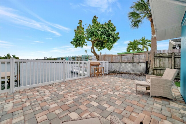 Building Photo - 711 E Gulf Blvd