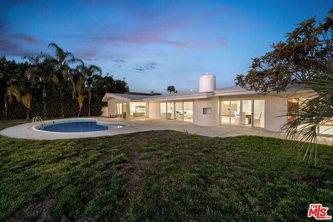 Building Photo - 1641 Tower Grove Dr