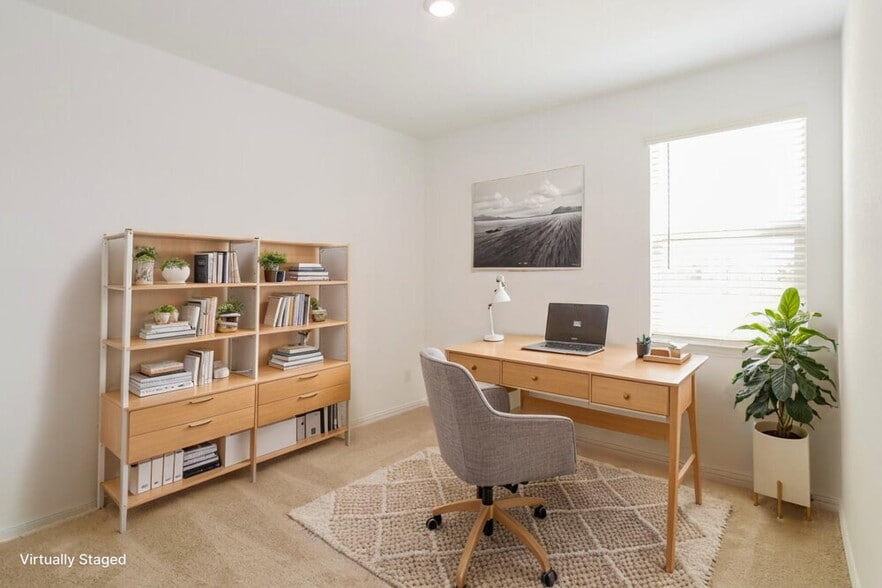 Building Photo - 14733 San Pablo Dr