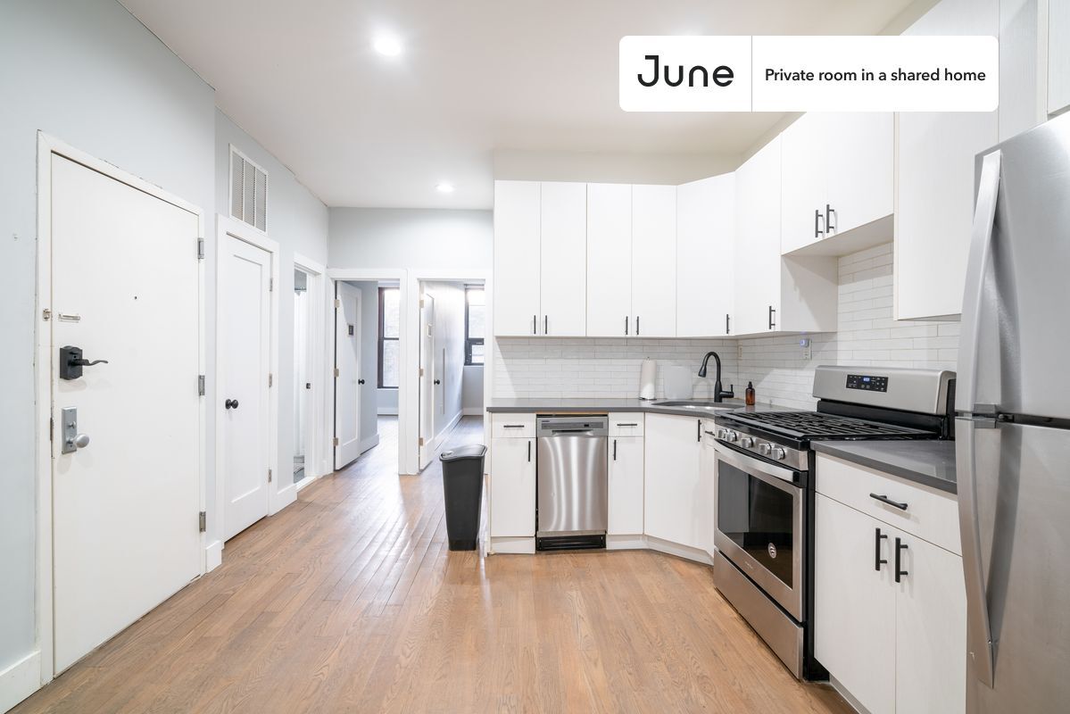 Building Photo - Room in Shared 4 bed/2 bath home in Central Harlem