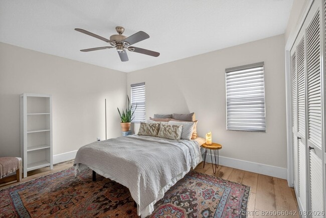 Building Photo - 12897 La Rochelle Cir