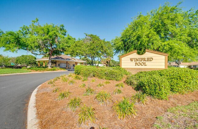 Building Photo - 684 Winifred Way