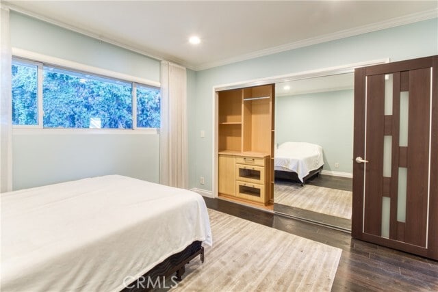 Building Photo - 7796 Skyhill Dr