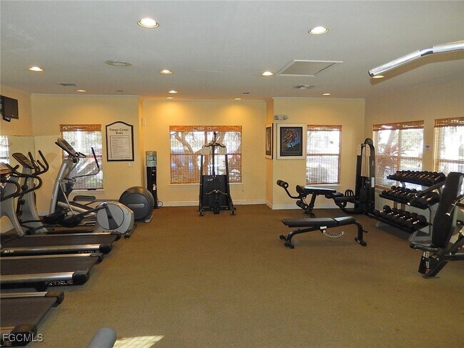 Building Photo - 12571 Equestrian Cir