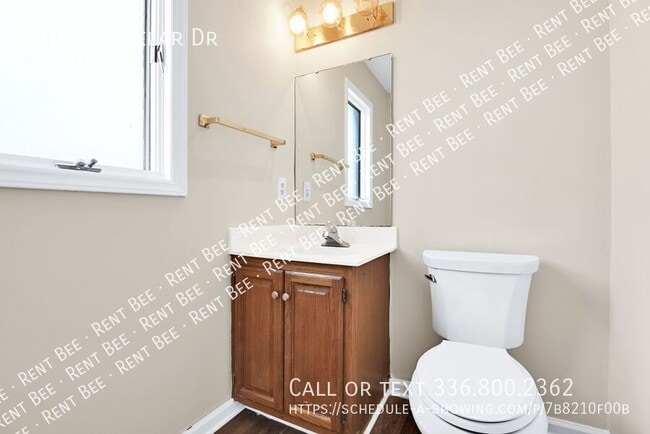 Building Photo - 2016 Candelar Dr