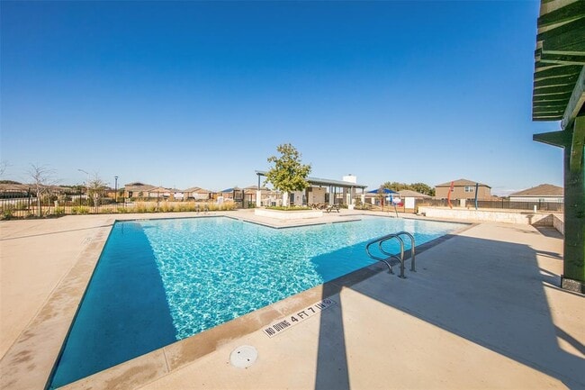 Building Photo - 520 Republic Dr