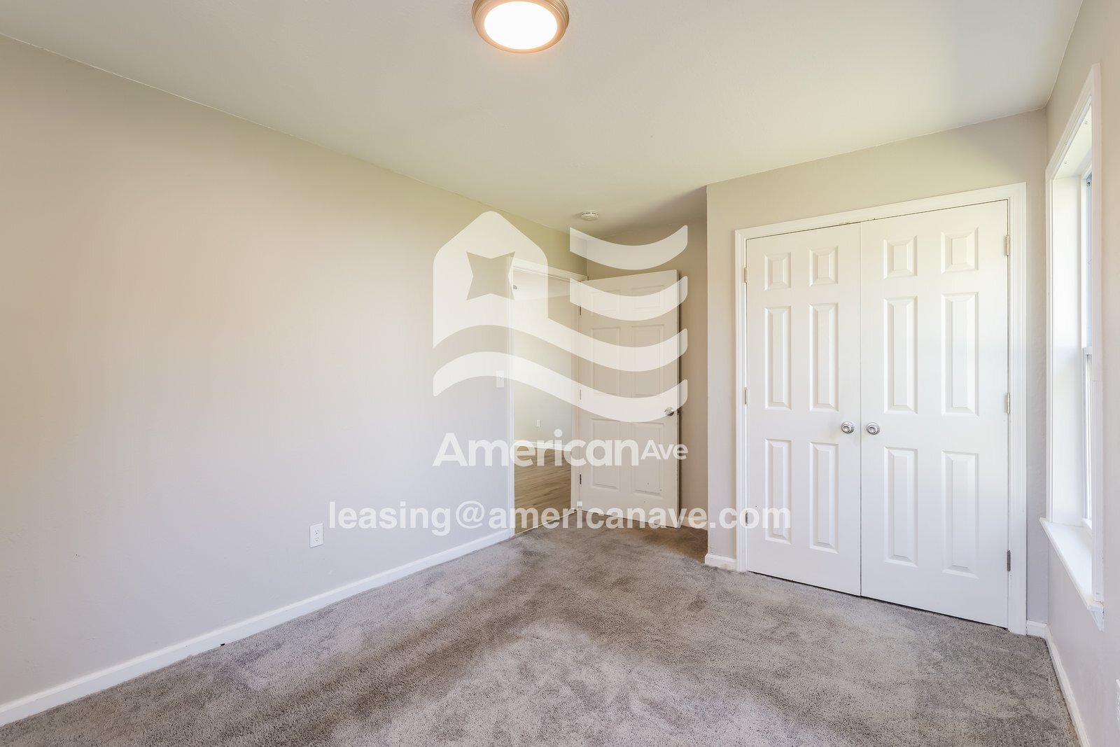 Building Photo - 2218 W Madison St