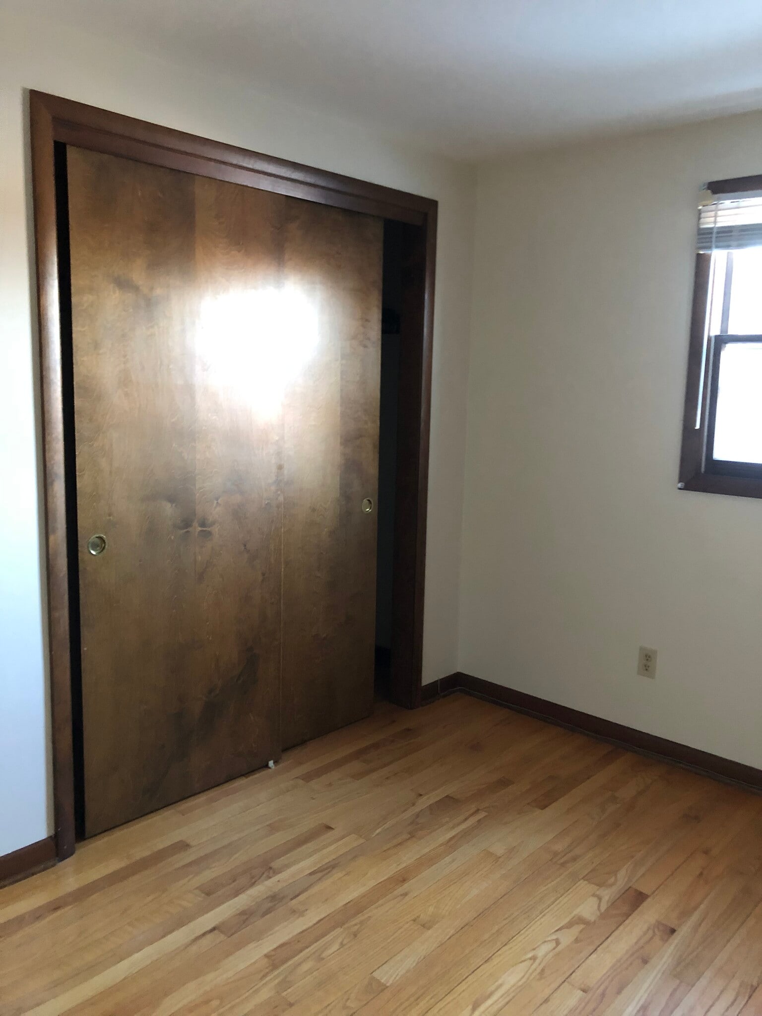 Building Photo - 1400 Katers Dr