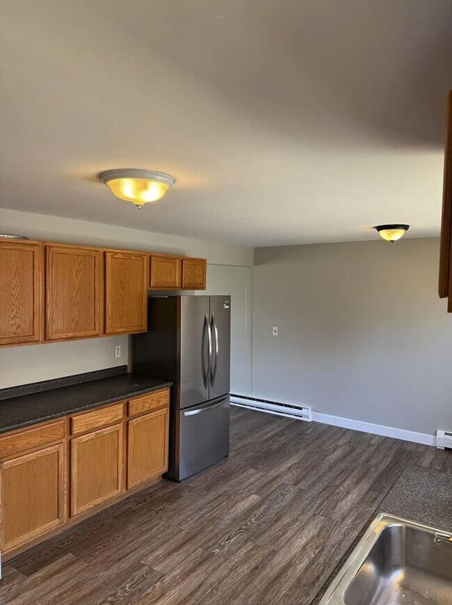 Building Photo - The Townhomes at China Lake LLC