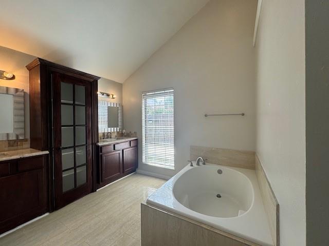 Building Photo - 16903 River Willow Dr