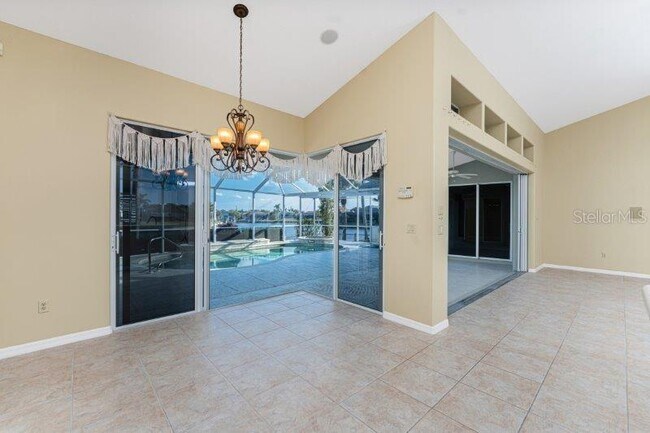Building Photo - 3932 Madrid Ct