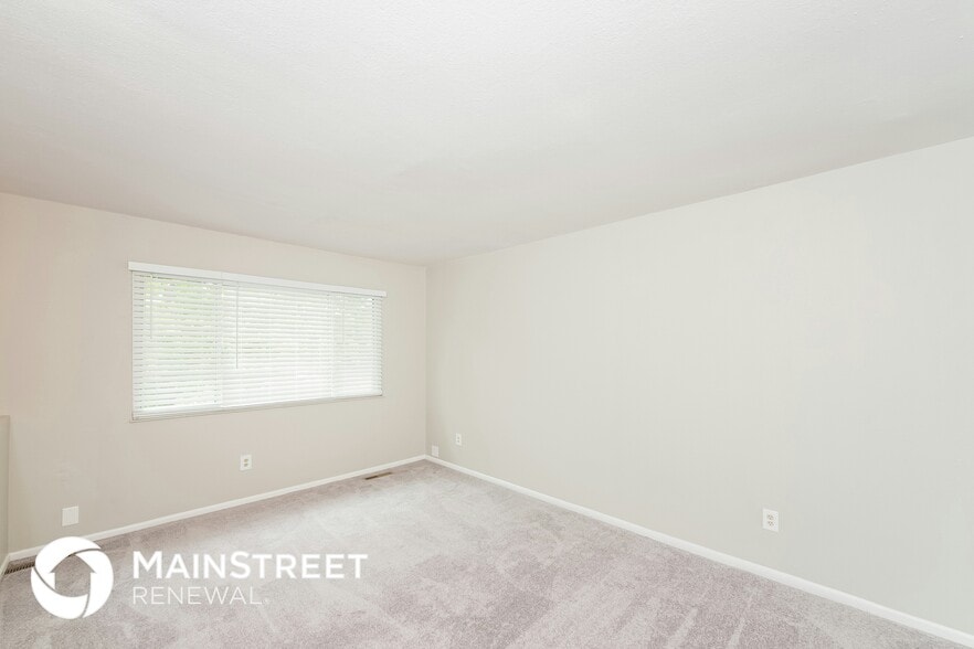 Building Photo - 6948 S Dexter St