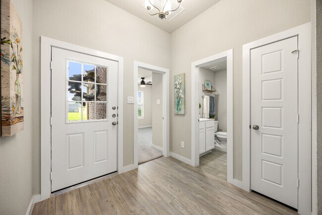 Building Photo - 723 Larkspur Shadow Dr