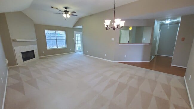 Building Photo - 26903 Castlecliff Ln